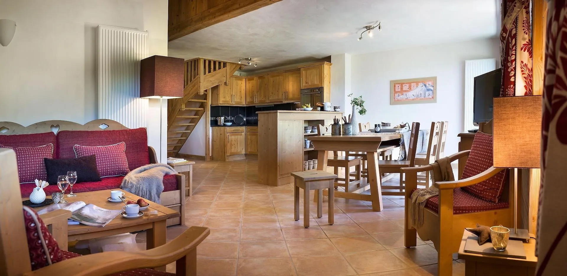 Residence Les Alpages De Champagny La Plagne 4*,